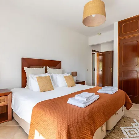 Villa In Salgados Algarve * Lisbon
